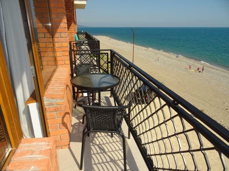 Leon Beach Hotel New Athos Luaran gambar